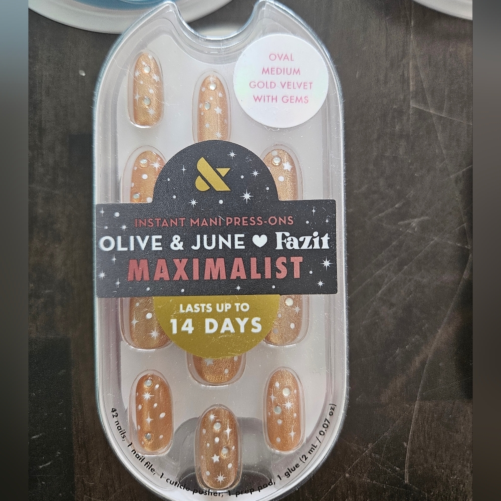 Olive And June Press-on Nails, Gold Velvet With Gems. Medium Oval